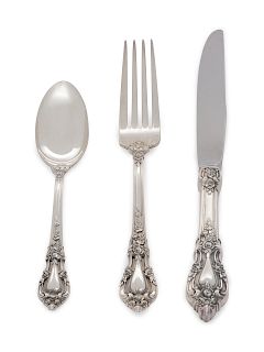 An American Silver Partial Flatware Service
Lunt Silversmiths, Greenfield, MA, 20th Century
Eloquence pattern, comprising8 dinner knives with stainles