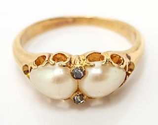 18K Gold Pearls & Diamonds Ring