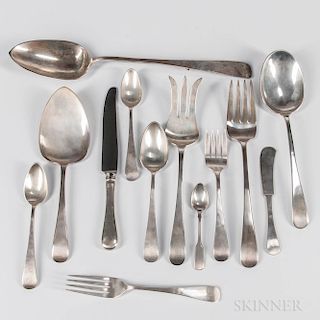 Old Newbury Crafters "Wilton" Pattern Sterling Silver Flatware Service