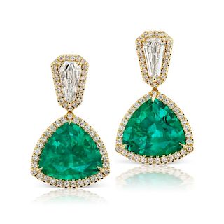 3.94ct DIAMOND AND COLOMBIAN EMERALD EARRINGS
