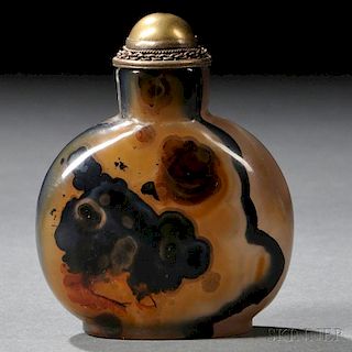 Agate Snuff Bottle with Metalwork Stopper