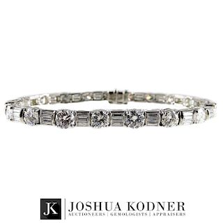 Ladies 10CTW Diamond Bracelet Set In 18K