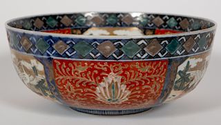 Japanese Imari Decorated Porcelain Bowl