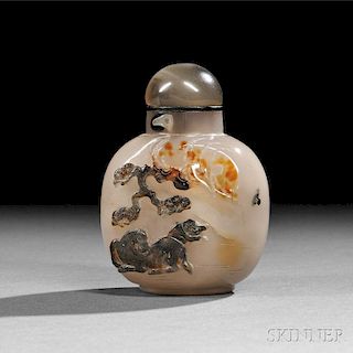 Agate Snuff Bottle with Horse and Monkey
