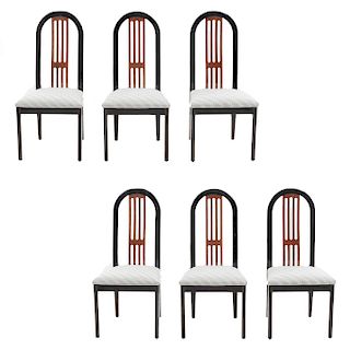 Lote de 6 sillas Siglo XX. En talla de madera laqueada. Con respaldos semiabiertos, asientos en tapicería color blanco.