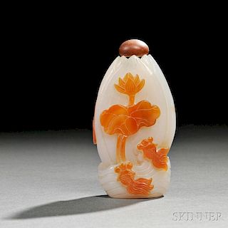 White Agate Snuff Bottle with Russet Goldfish