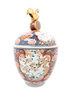 A Japanese Imari Porcelain Covered Jar