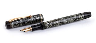 Vintage 1930/1940 Fountain Pen Parker Duofold Slver and Black  Marble, Nib N