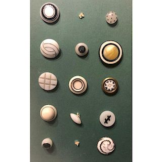 7 SMALL CARDS OF ASSORTED GLASS BUTTONS