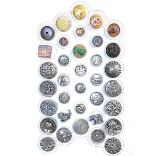 FULL CARD OF MEDIUM/LARGE SILVER AND WOOD BUTTONS