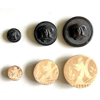 SETS OF S/M/L BUTTONS INCL. HORN AND WAX RESIST