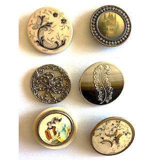 SMALL ASSORTMENT OF DIVISION 1 CELLULOID BUTTONS