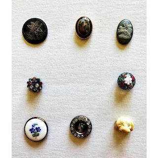 SMALL CARD OF ASSORTED MATERIAL BUTTONS IN SMALL SIZE