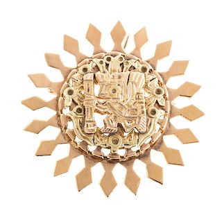 A Ladies Incan Pendant/Brooch in 18K & 14K Gold