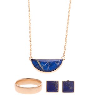 A Lapis Pendant & Earrings with Gold Band