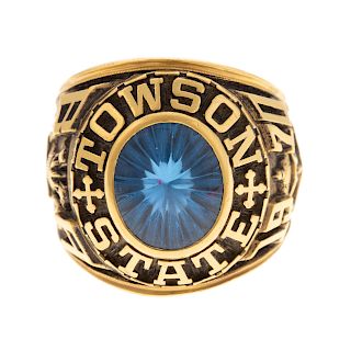 A Gent's 10K 1970 Towson State Class Ring