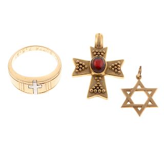 A Cross, Ring, & Jewish Star Pendant in 14K Gold