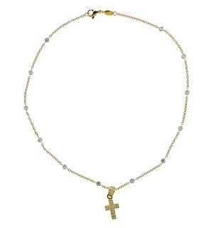 18k Gold Diamond Cross Pendant Necklace 