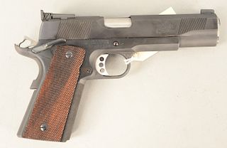 Les Baer custom ACP 1911 pistol, 45 caliber, 5" barrel, extra mag, cloth case, sn 12959. (536)