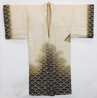 Japanese Edo Period Men's Figural Silk Kimono