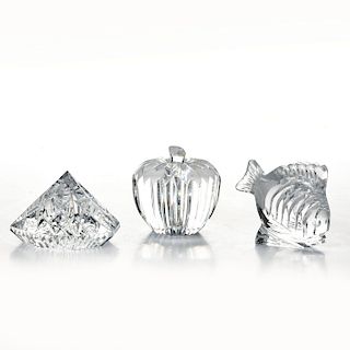 3 WATERFORD DECORATIVE CRYSTAL PAPERWEIGHTS