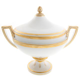 Paris Porcelain Classical Style Soup Tureen