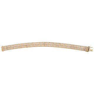 An Italian design yellow, white and pink gold 14K bracelet.