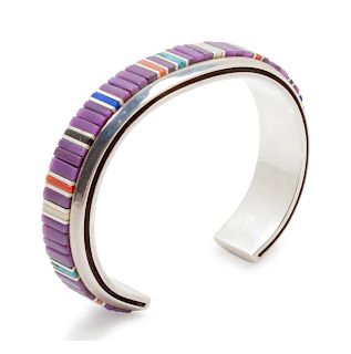 Fannie Bitsoi & Philip Russell
(Dine, 20th Century)
Sterling silver cuff bracelet with channel inlay