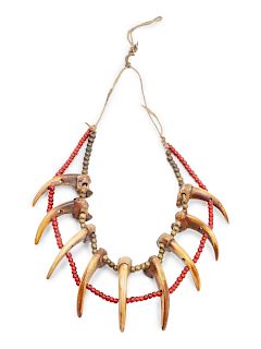 Prairie Grizzly Claw Necklace
claw length 3-3 1/4 inches; overall necklace length 14 inches
