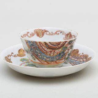 Chinese Export Porcelain Teabowl and Saucer Decorated for the European Market