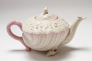 Irish Beleek "Neptune" Shell-Form Teapot w Lid