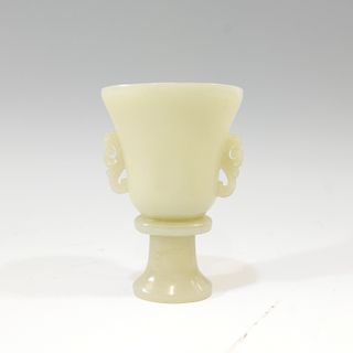 ANTIQUE CHINESE CARVED JADE CUP - QING DYNASTY 18/19TH CENTURY
