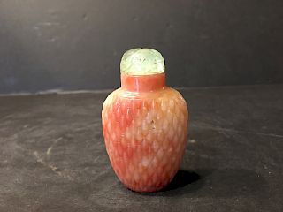 OLD Chinese jade snuff bottle, 2 3/4" HIGH, 18TH CENTURY