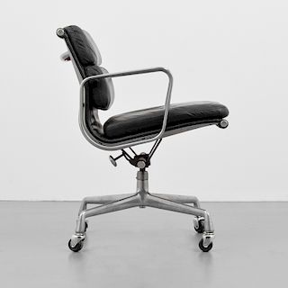 Charles & Ray Eames "Soft Pad" Office Chair