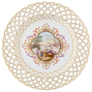 A RUSSIAN PORCELAIN CHARGER, IMPERIAL PORCELAIN FACTORY, ST. PETERSBURG, PERIOD OF NICHOLAS I, 1825-1855