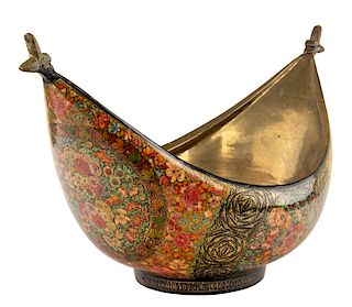 A LARGE RUSSIAN LACQUER KOVSH, CENTRAL RUSSIA, 19TH CENTURY
