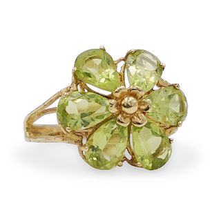 14k Gold and Peridot Floral Ring