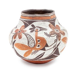 Acoma Jar
height 6 1/2 x diameter 7 inches