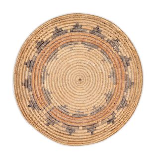 Navajo Coil Basket Tray
diameter 13 1/2 inches