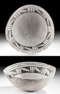 Prehistoric Anasazi Mancos Black-on-White Pottery Bowl