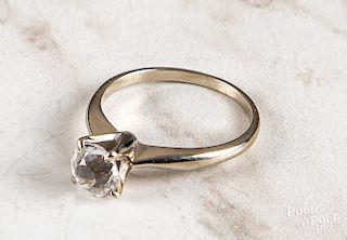 14K white gold gemstone ring