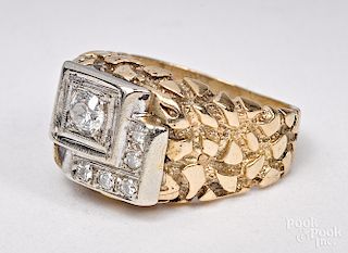 Men's 14K yellow gold and diamond ring