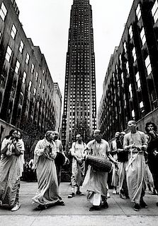 Renzo Muratori (1927-1992)  - New York, Fifth Avenue