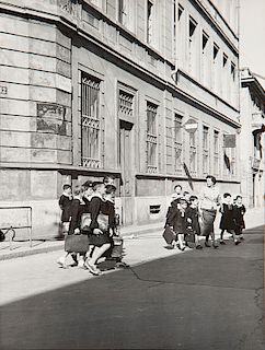 Mario De Biasi (1923-2013)  - Untitled (Scholars in Via S. Vincenzo, Milan)