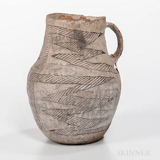 Anasazi Gray-on-white Pottery Pitcher