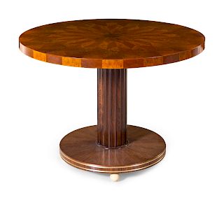Art Deco
France, Early 20th Century
Pedestal Table