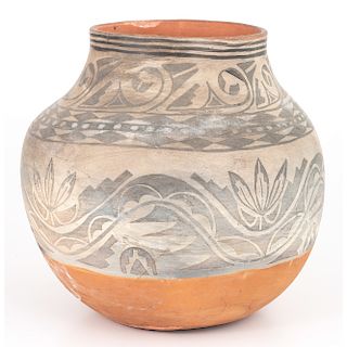 Cochiti Storage Pottery Jar, From The Harriet and Seymour Koenig Collection, NY