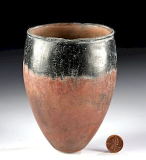 Fine Egyptian Predynastic Naqada I Blacktop Vase
