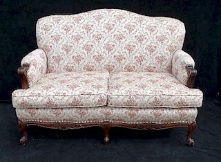 LOUIS XV STYLE UPHOLSTERED SETTEE 