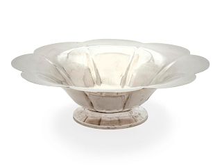 An American Silver Scalloped Edge Bowl
Height 2 1/4 x diameter 8 1/4 inches.